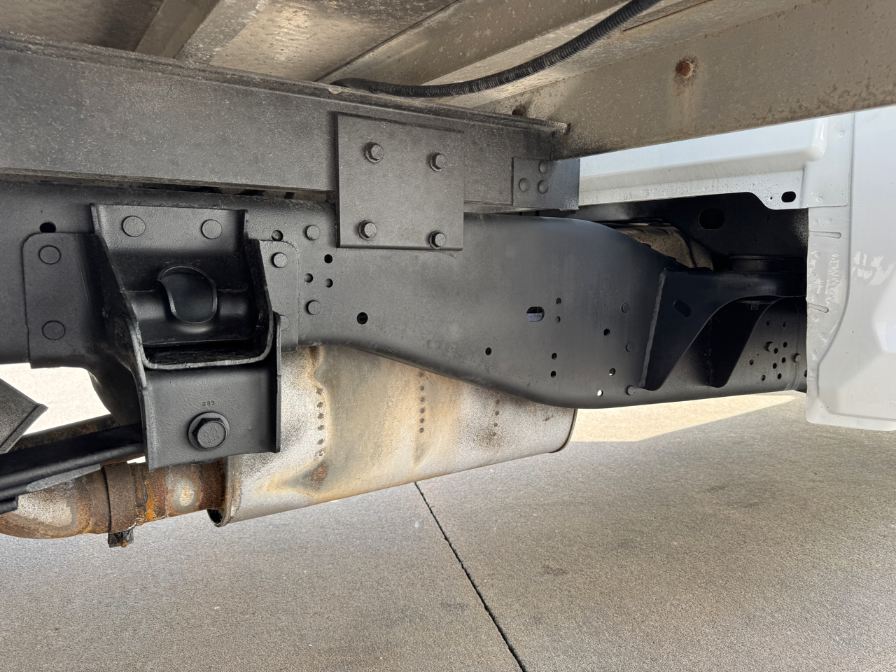 RAM 3500 4WD Reg Cab 143" WB 60" CA Tradesman 2015