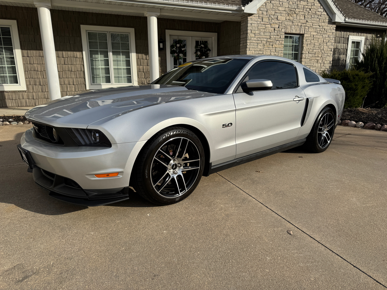 Ford Mustang 2dr Cpe GT 2011