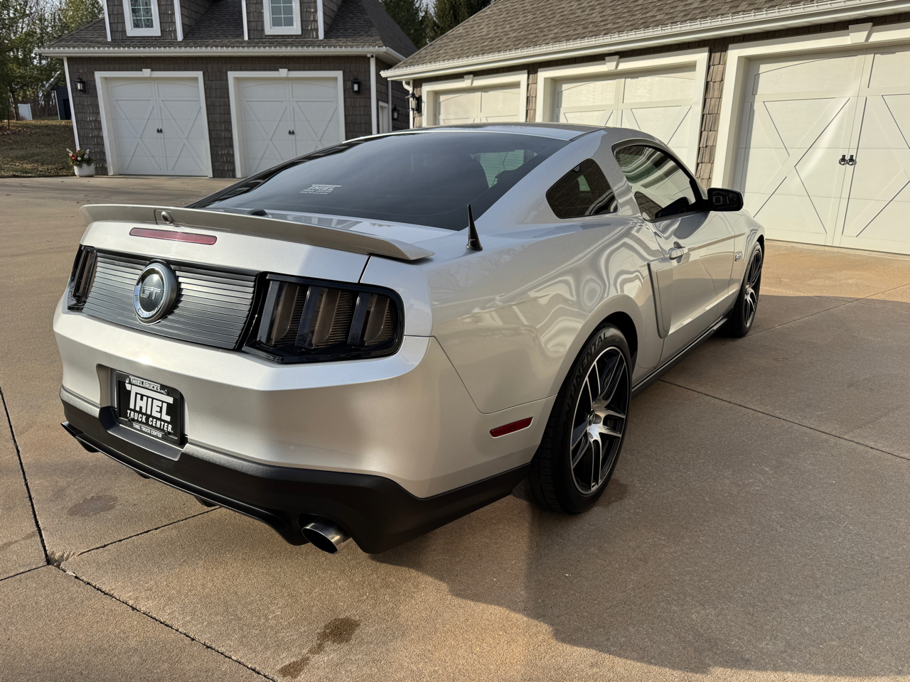 Ford Mustang 2dr Cpe GT 2011