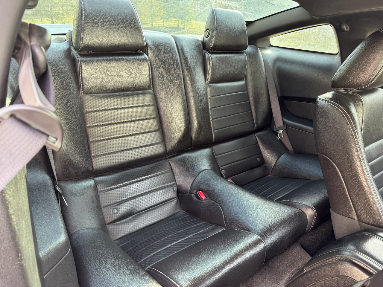 Ford Mustang 2dr Cpe GT 2011