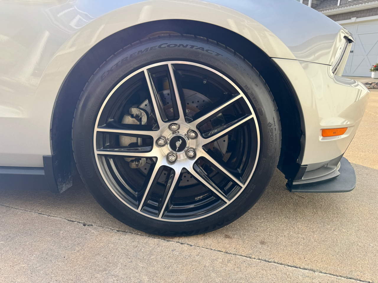 Ford Mustang 2dr Cpe GT 2011