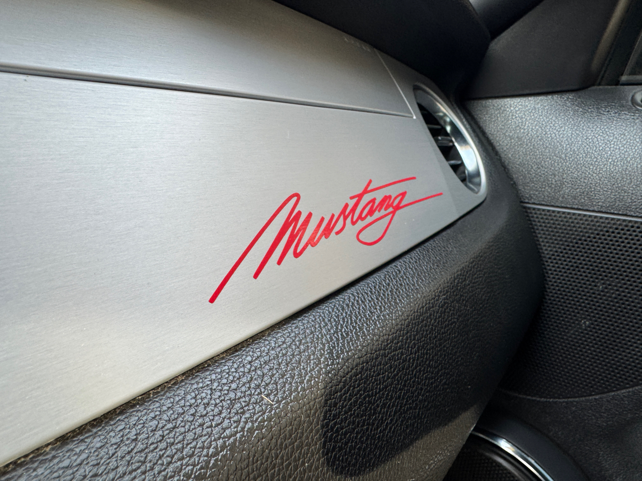 Ford Mustang 2dr Cpe GT 2011