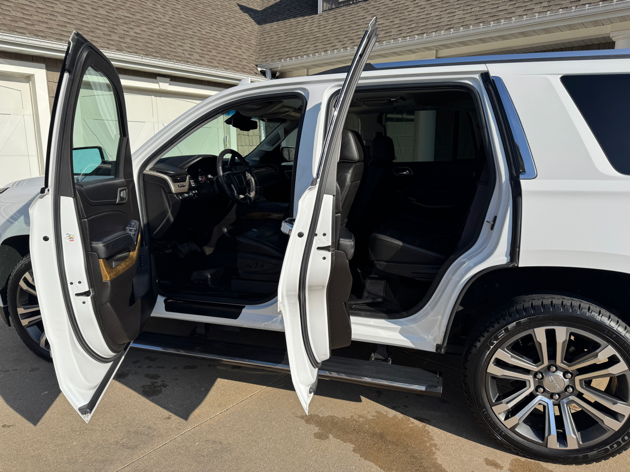 GMC Yukon 4WD 4dr Denali 2017