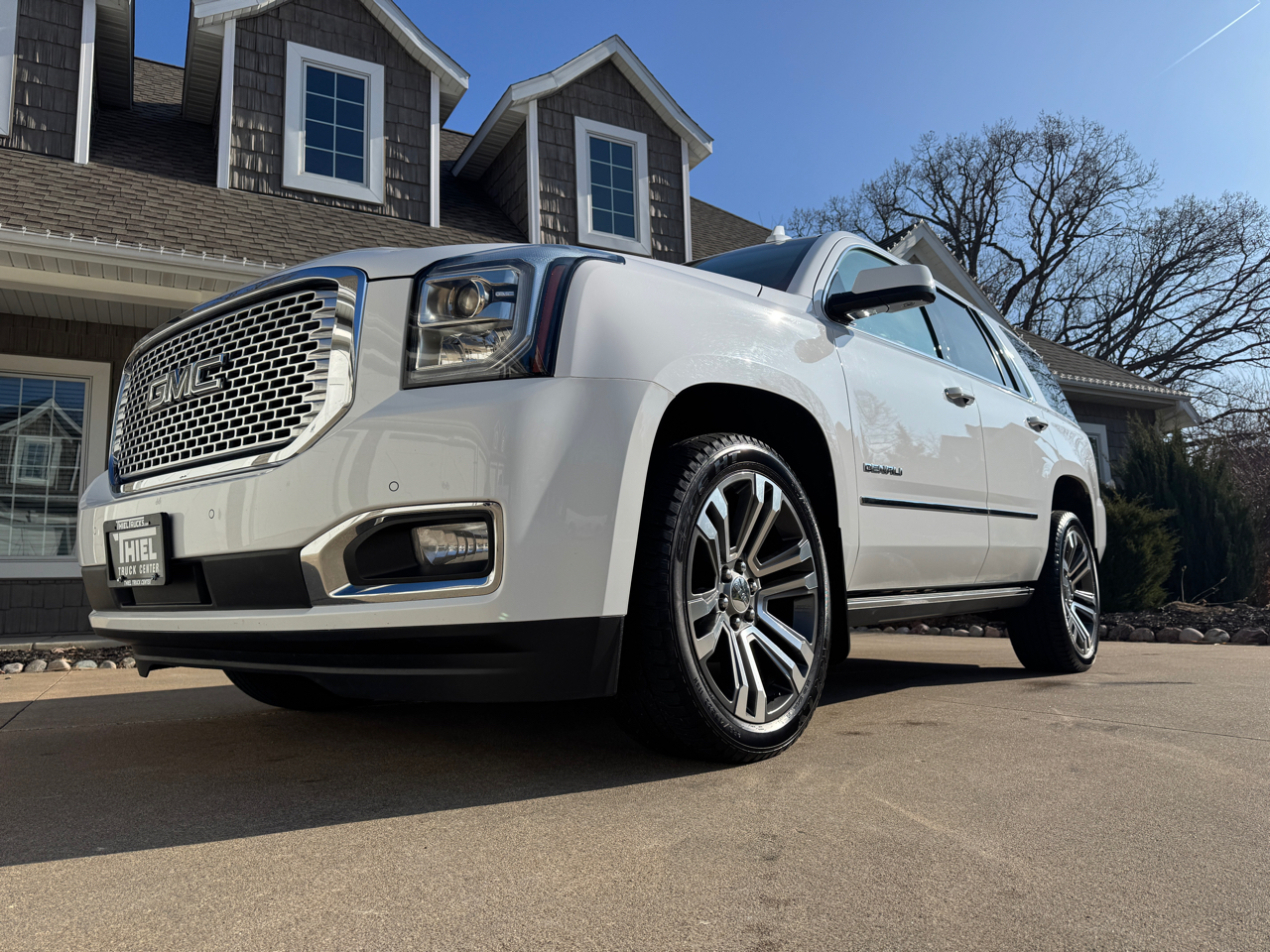 GMC Yukon 4WD 4dr Denali 2017