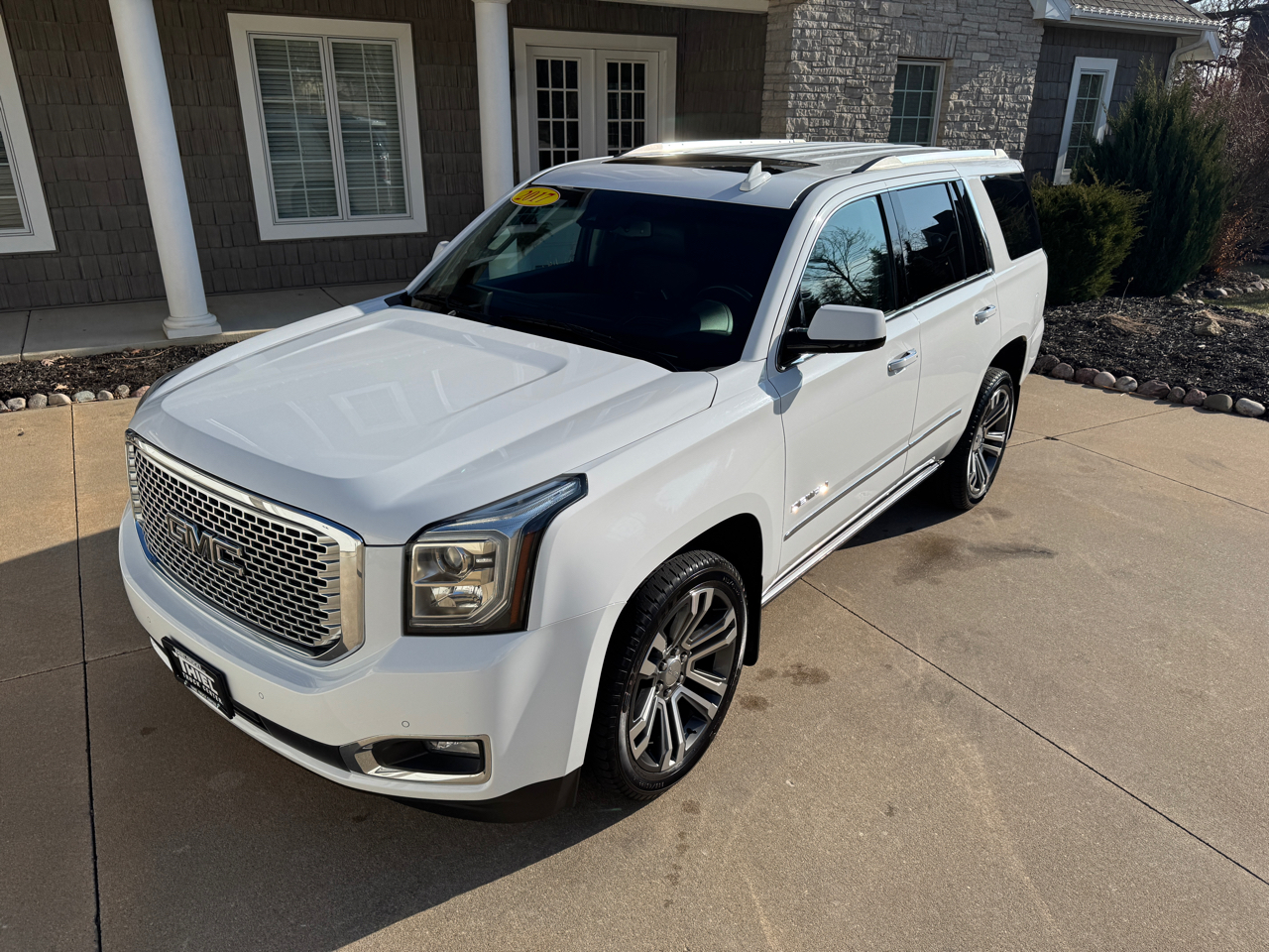 GMC Yukon 4WD 4dr Denali 2017