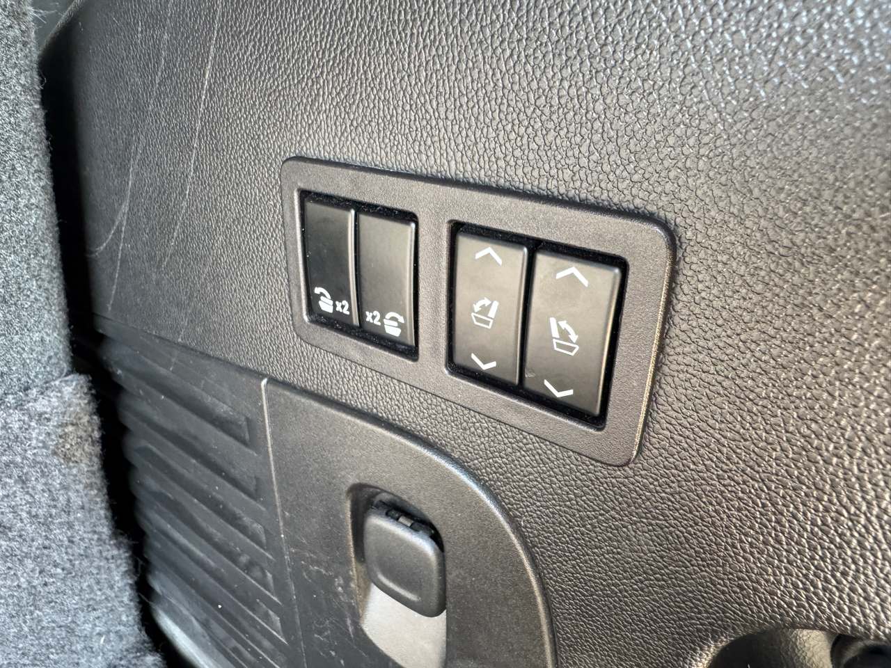 GMC Yukon 4WD 4dr Denali 2017