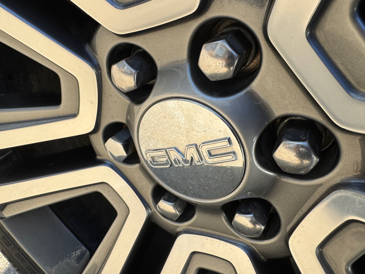 GMC Yukon 4WD 4dr Denali 2017