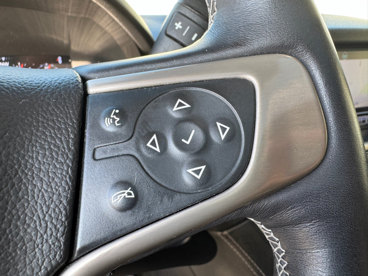 GMC Yukon 4WD 4dr Denali 2017