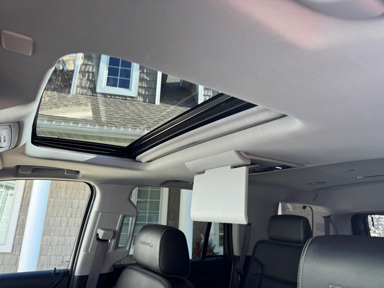 GMC Yukon 4WD 4dr Denali 2017