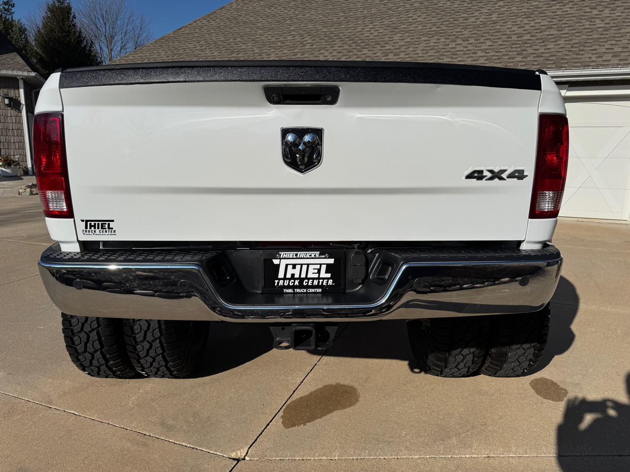 RAM 3500 Tradesman 4x4 Crew Cab 8' Box 2018