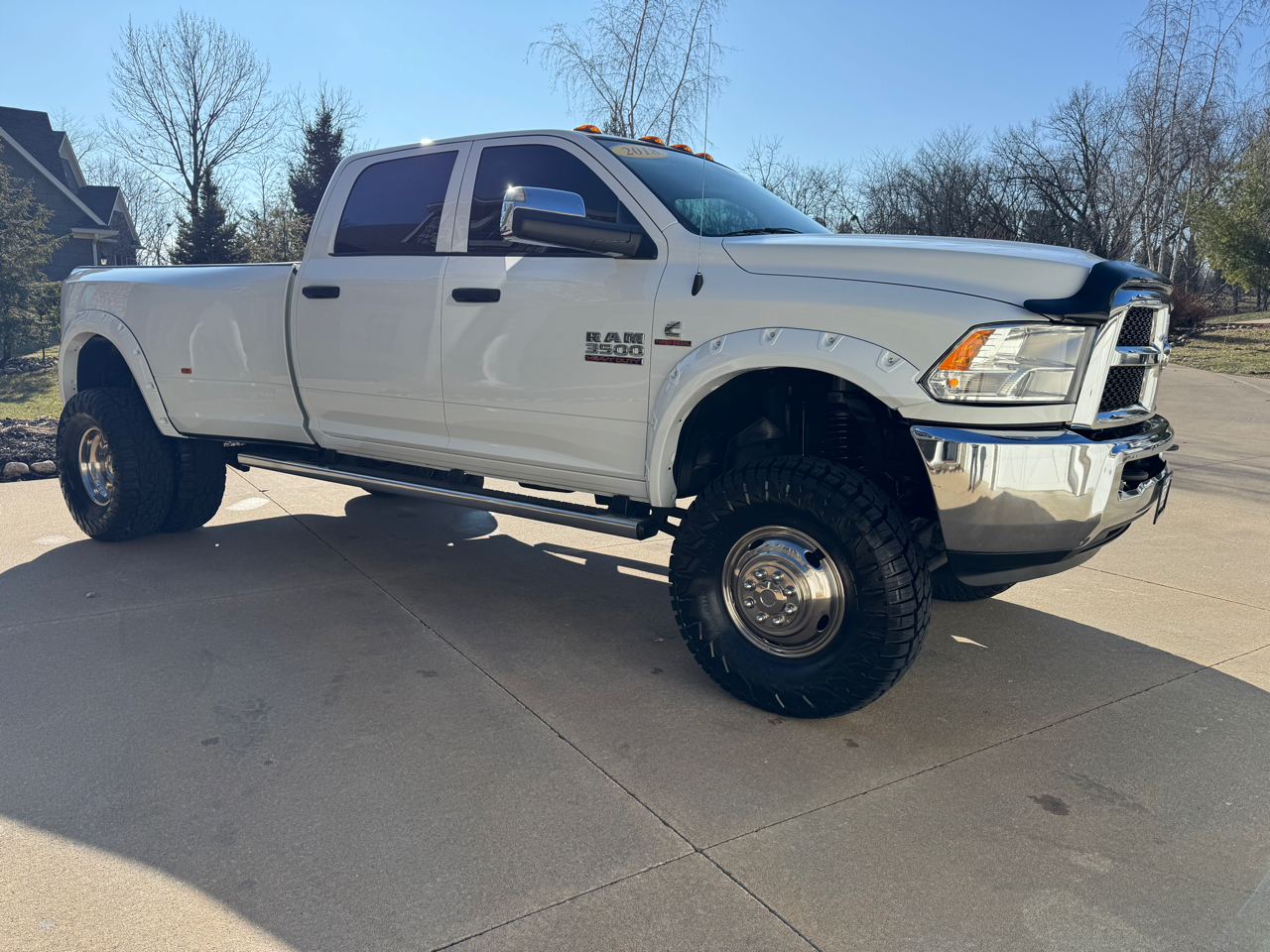 RAM 3500 Tradesman 4x4 Crew Cab 8' Box 2018