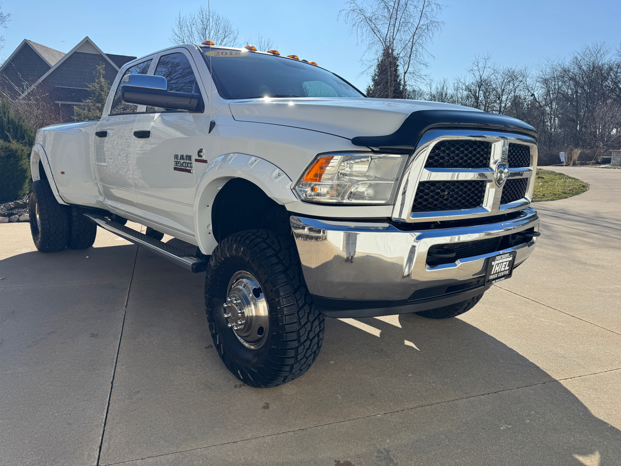 RAM 3500 Tradesman 4x4 Crew Cab 8' Box 2018