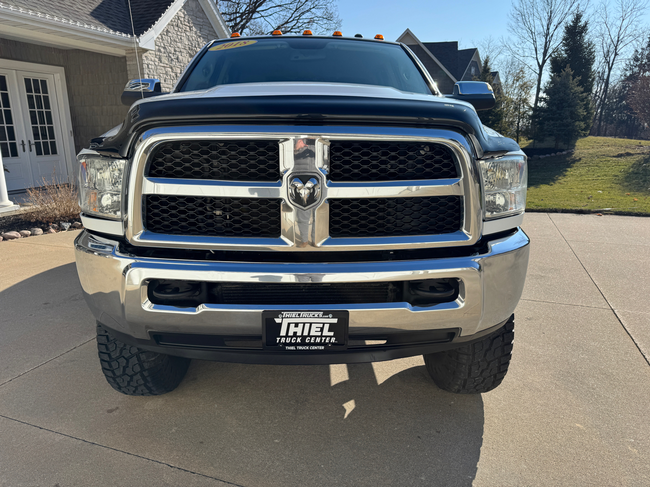 RAM 3500 Tradesman 4x4 Crew Cab 8' Box 2018