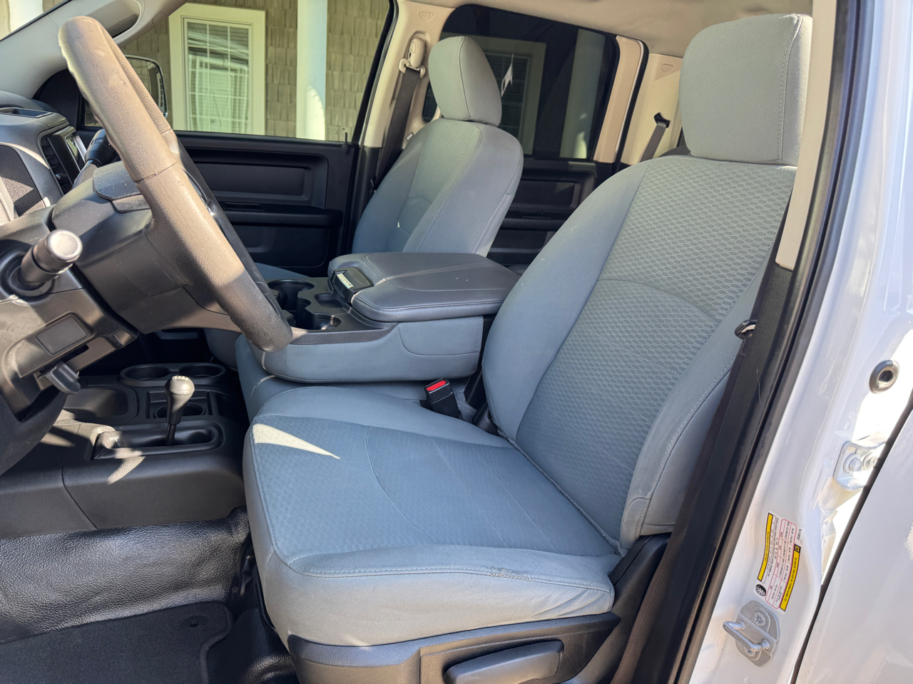 RAM 3500 Tradesman 4x4 Crew Cab 8' Box 2018