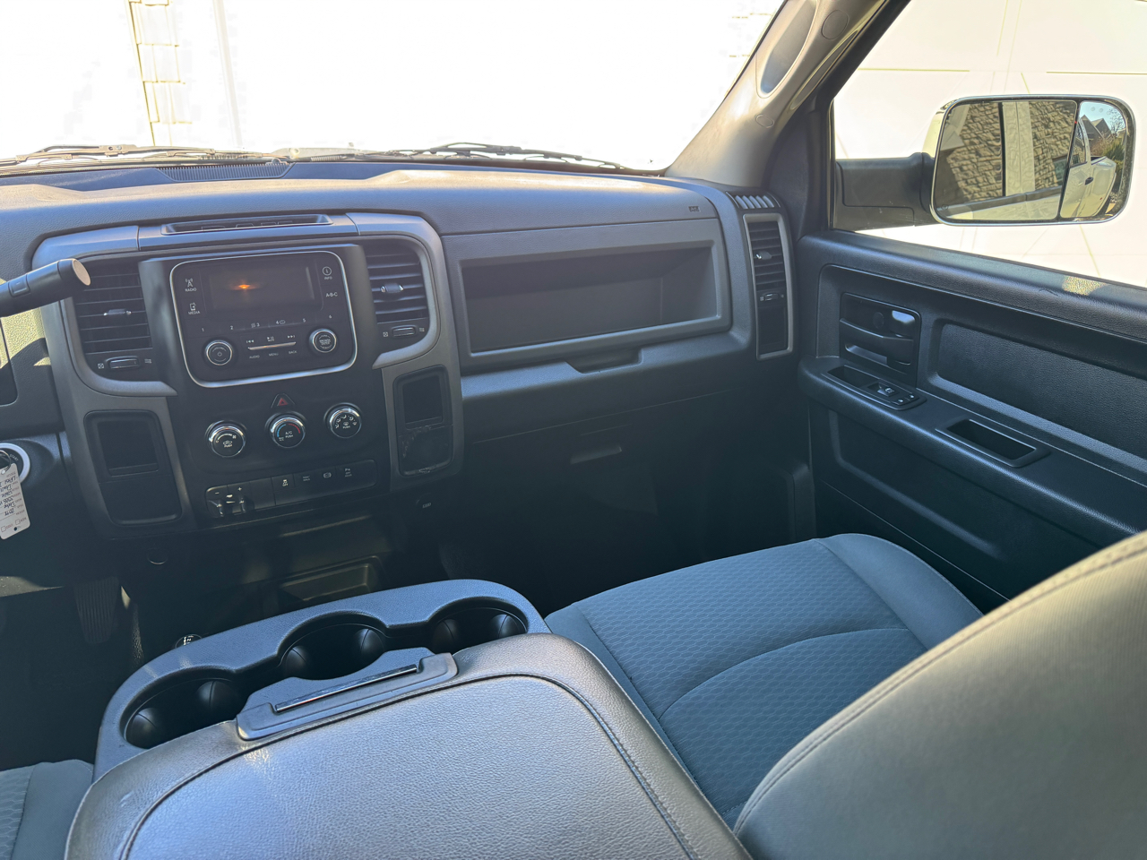 RAM 3500 Tradesman 4x4 Crew Cab 8' Box 2018