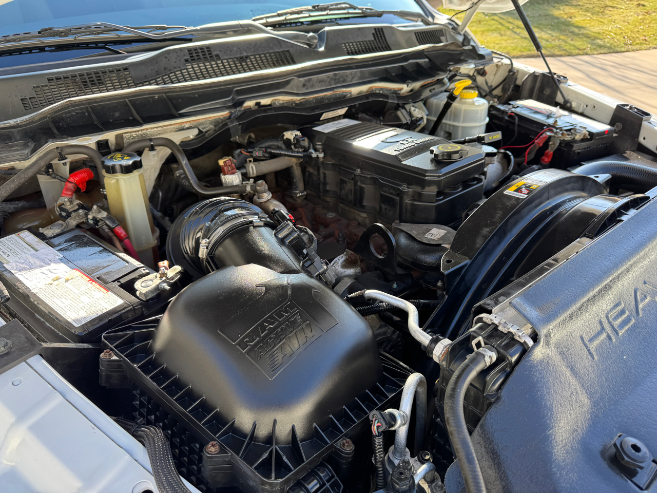 RAM 3500 Tradesman 4x4 Crew Cab 8' Box 2018