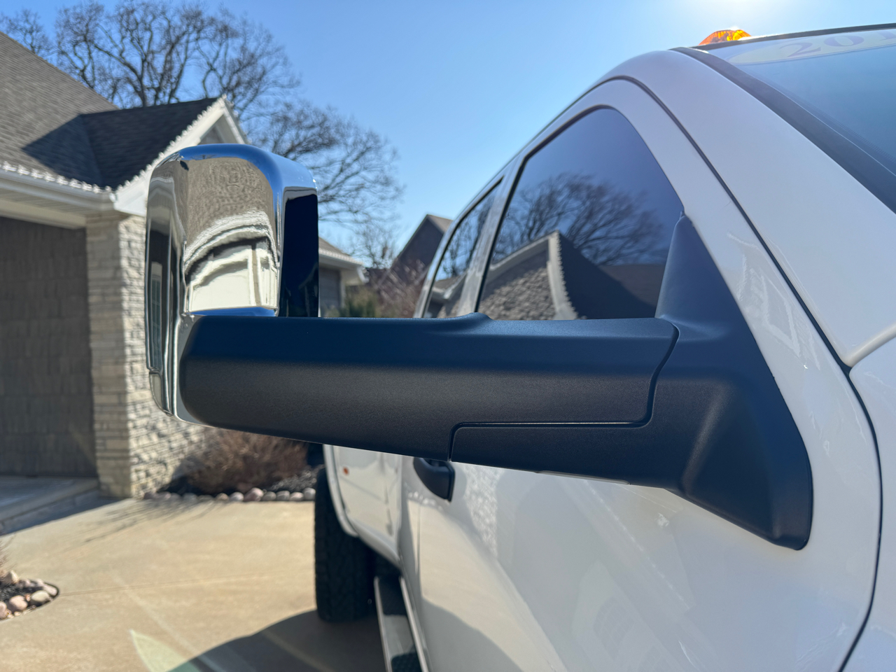 RAM 3500 Tradesman 4x4 Crew Cab 8' Box 2018