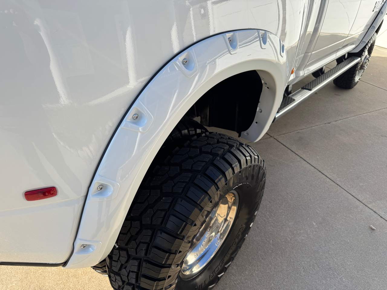 RAM 3500 Tradesman 4x4 Crew Cab 8' Box 2018