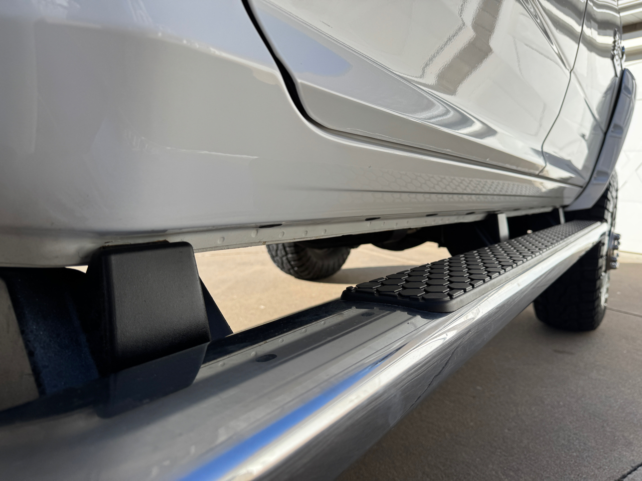 RAM 3500 Tradesman 4x4 Crew Cab 8' Box 2018