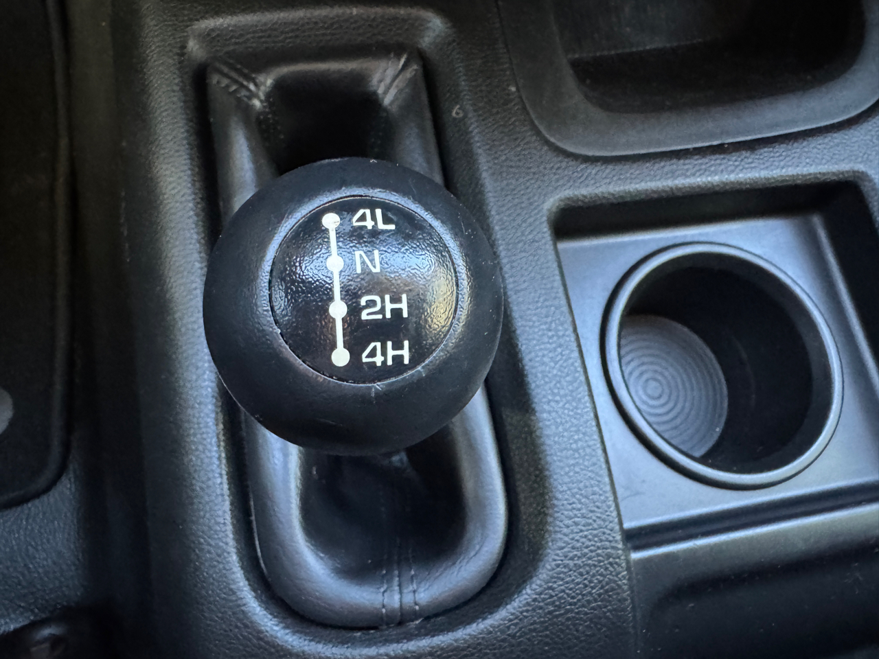 RAM 3500 Tradesman 4x4 Crew Cab 8' Box 2018