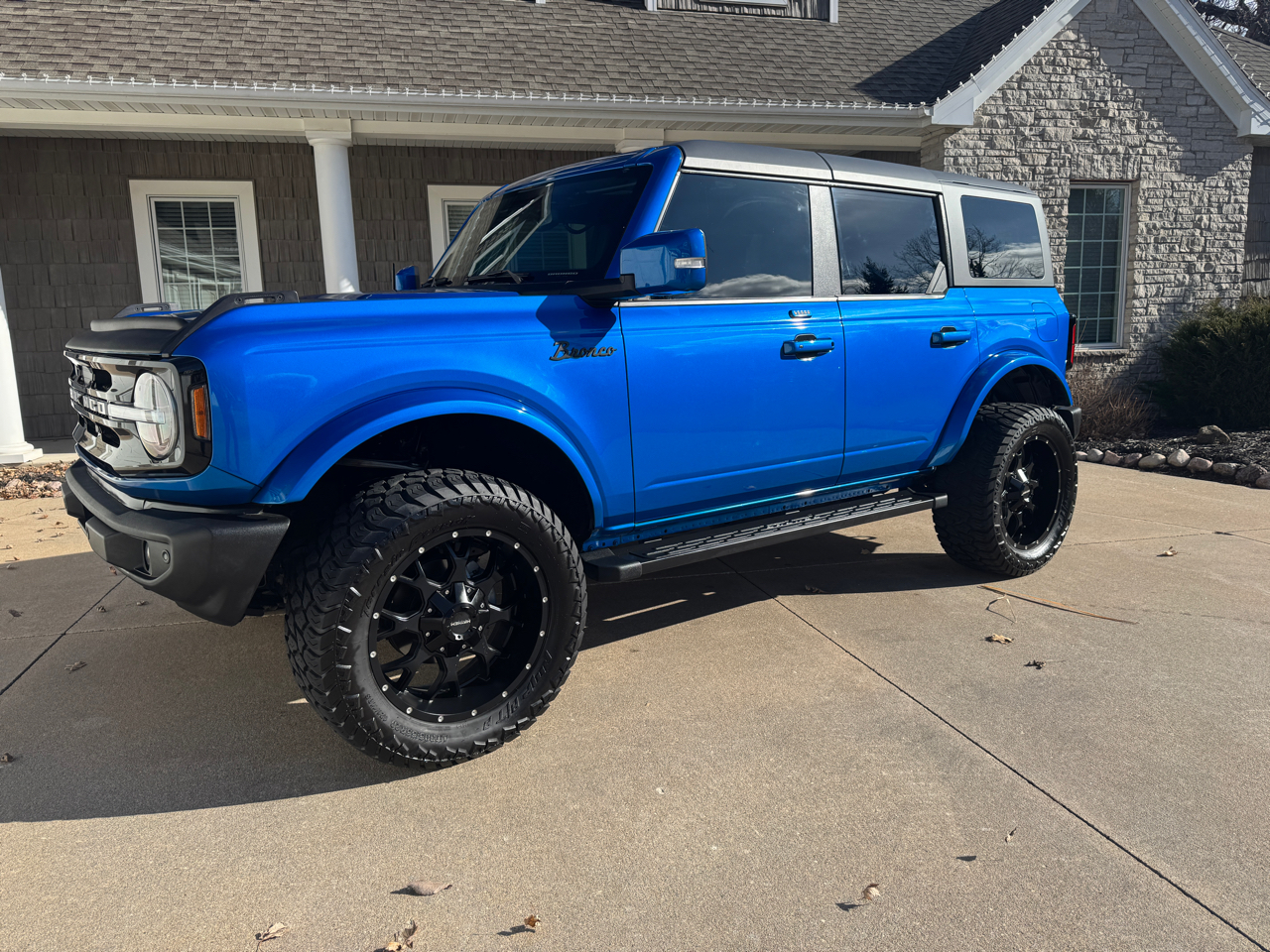 Ford Bronco Black Diamond 4 Door 4x4 2023