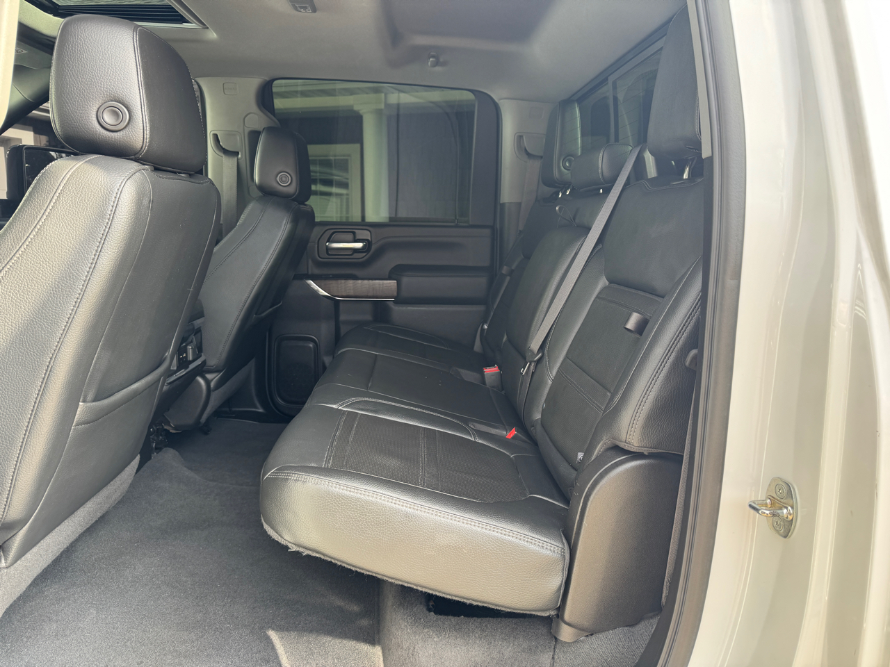 GMC Sierra 3500HD 4WD Crew Cab 172" Denali 2022