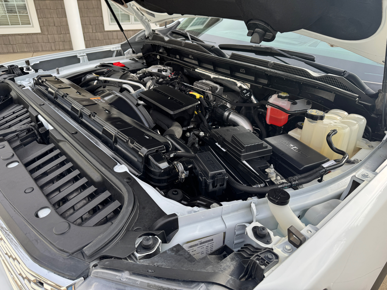 GMC Sierra 3500HD 4WD Crew Cab 172" Denali 2022