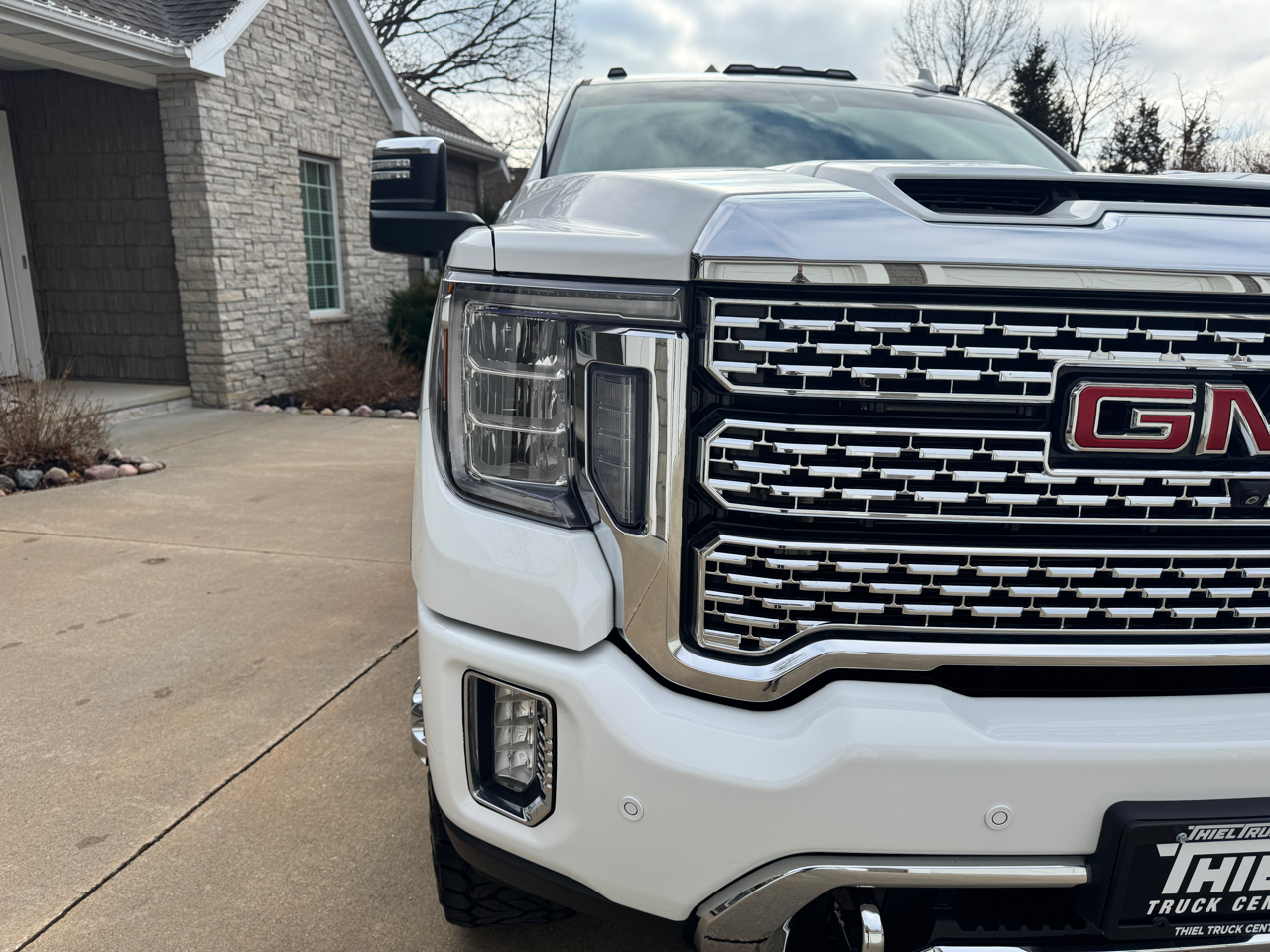 GMC Sierra 3500HD 4WD Crew Cab 172" Denali 2022
