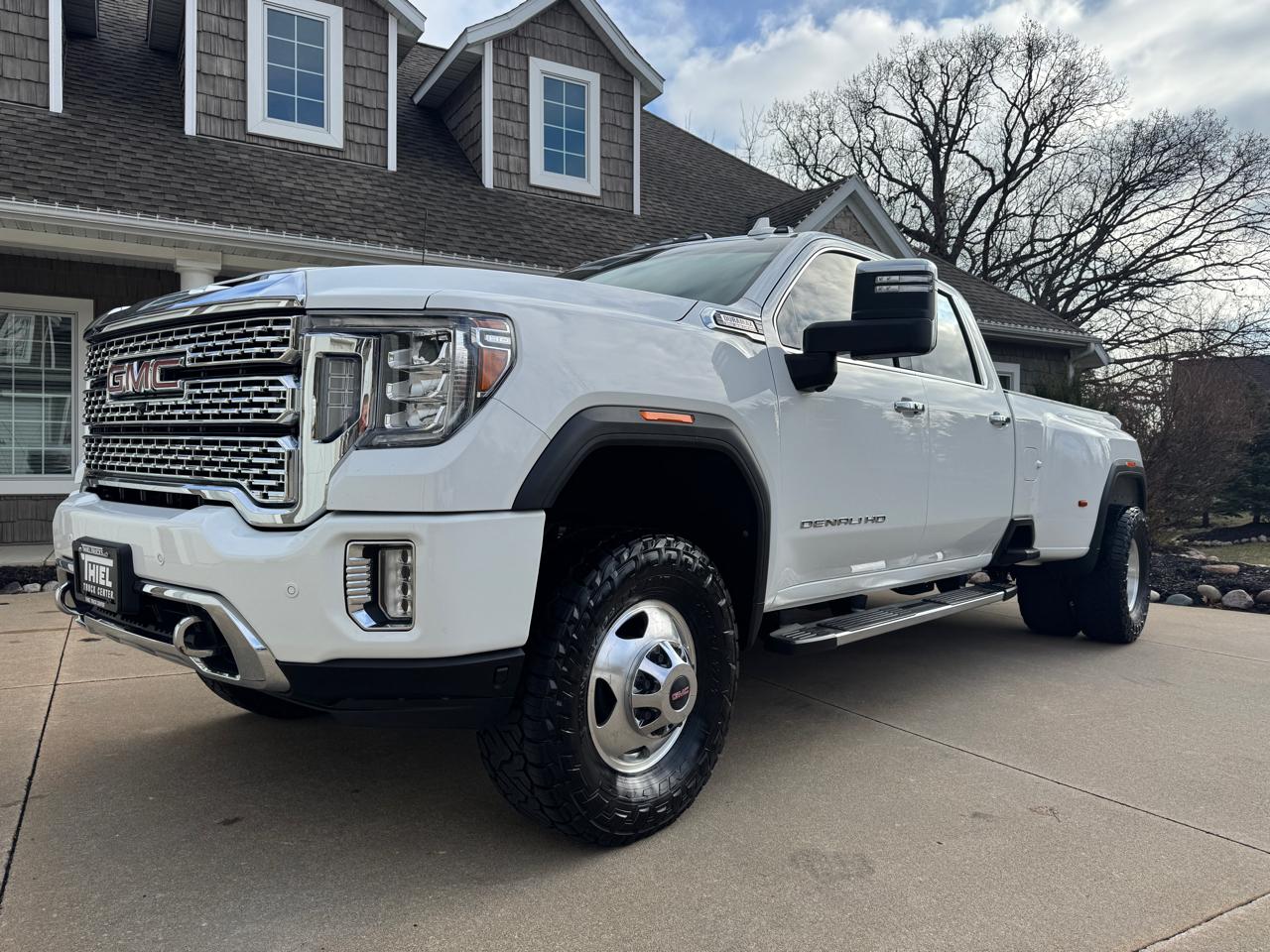 2022 GMC Sierra 3500HD 4WD Crew Cab 172" Denali