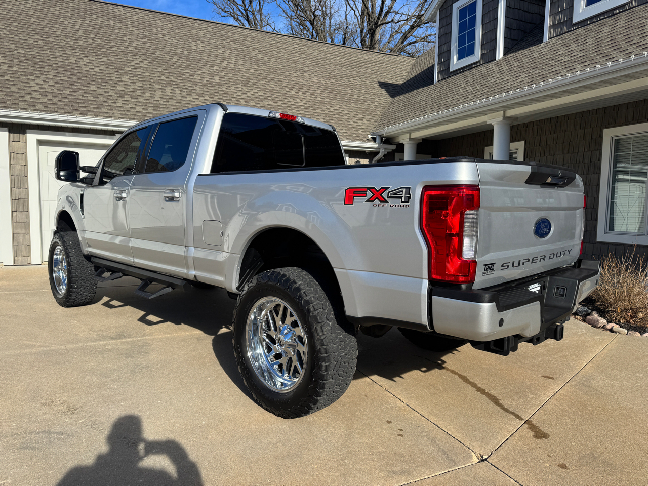 Ford Super Duty F-250 SRW Lariat 4WD Crew Cab 6.75' Box 2018