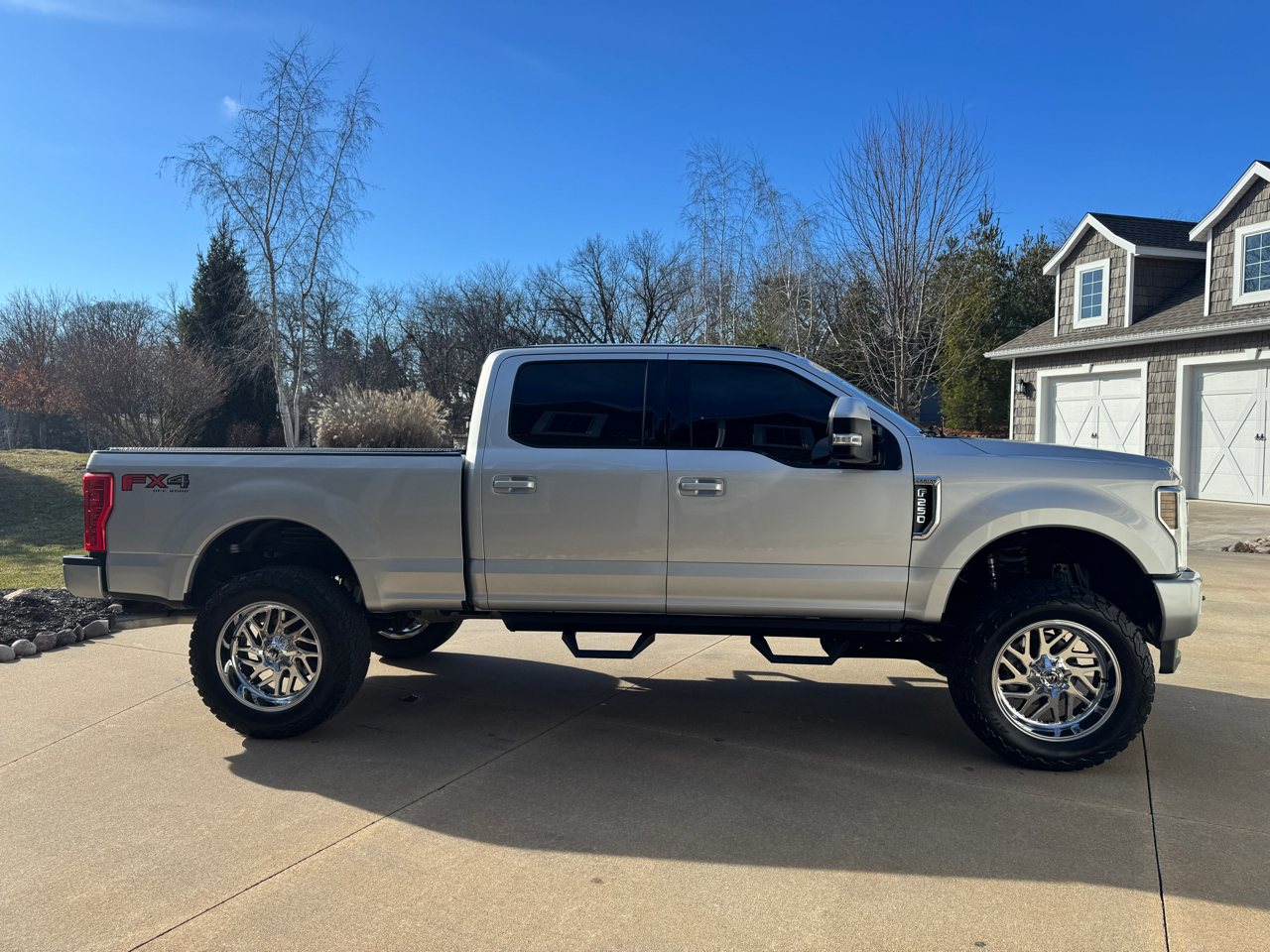 Ford Super Duty F-250 SRW Lariat 4WD Crew Cab 6.75' Box 2018