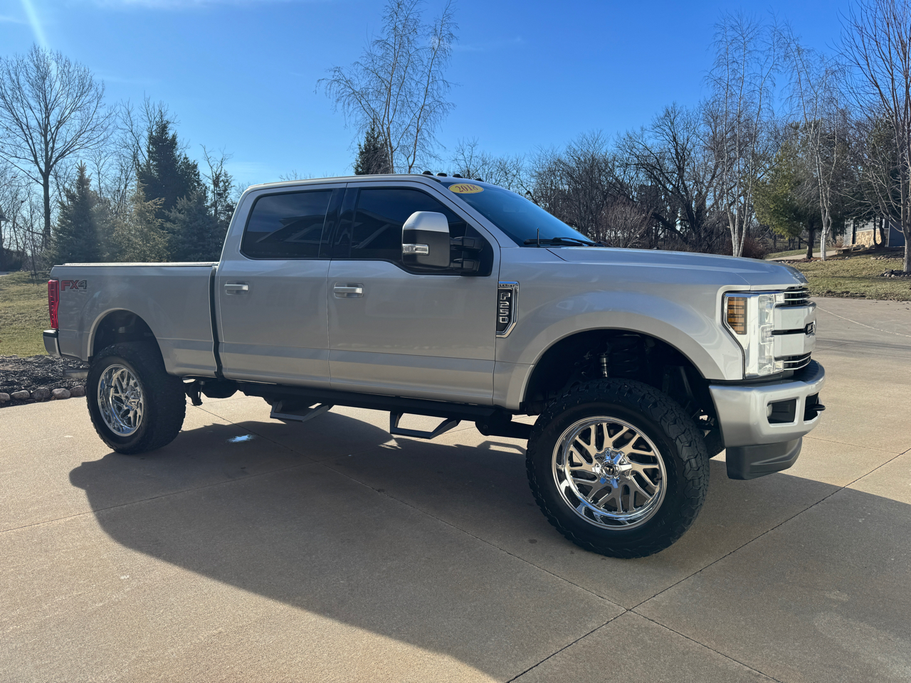 Ford Super Duty F-250 SRW Lariat 4WD Crew Cab 6.75' Box 2018