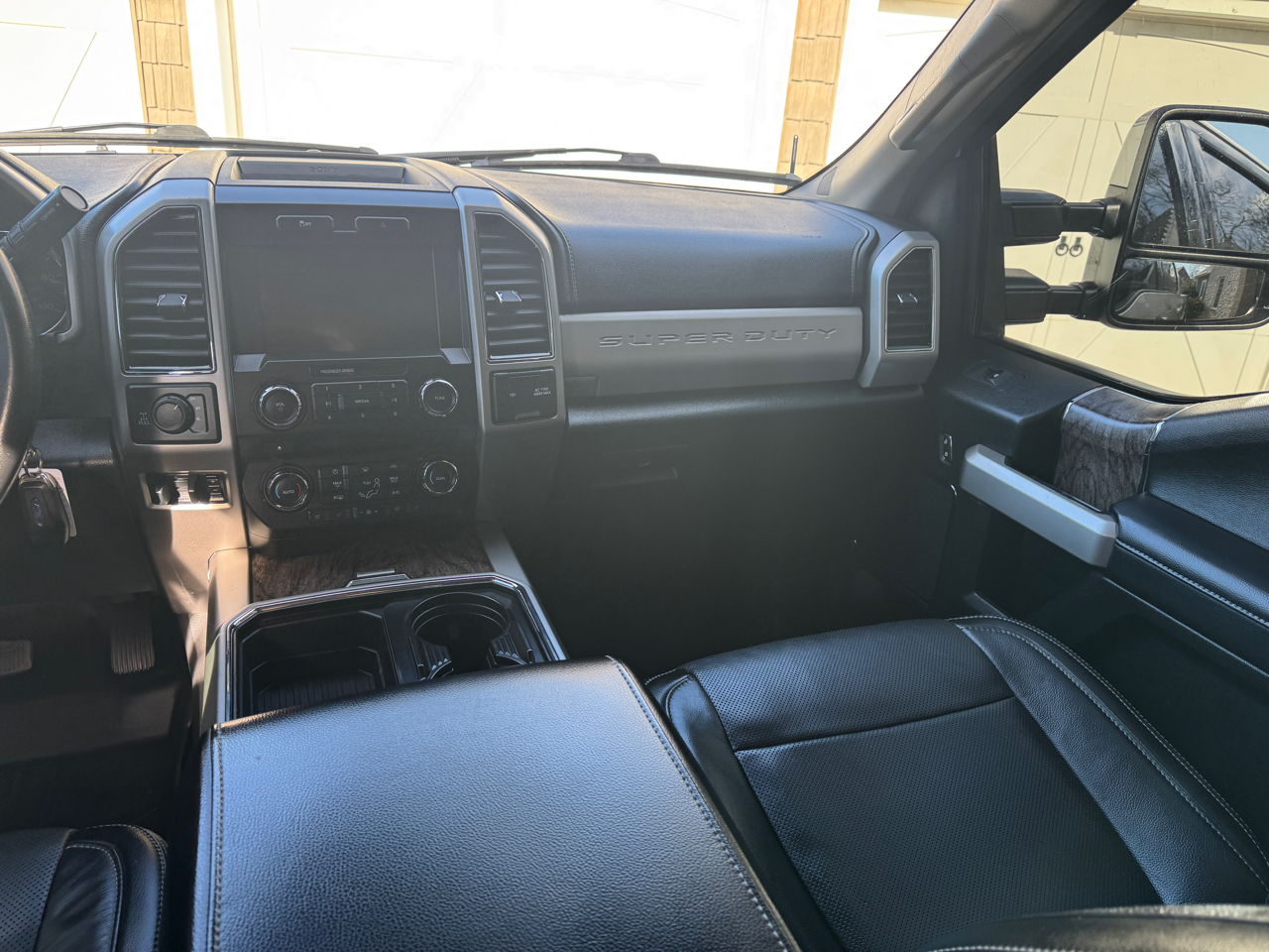 Ford Super Duty F-250 SRW Lariat 4WD Crew Cab 6.75' Box 2018