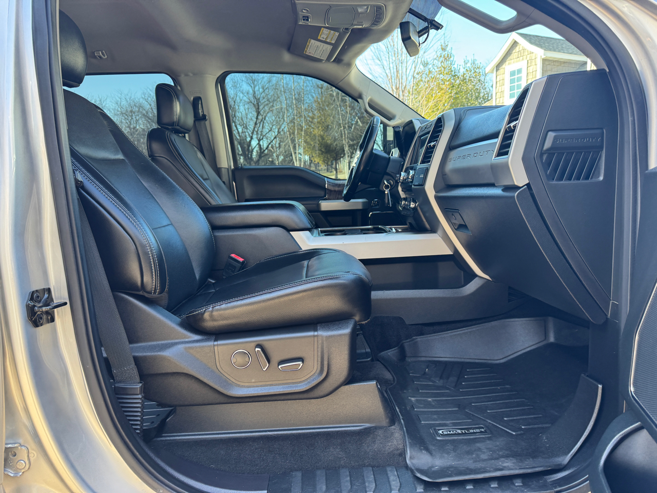 Ford Super Duty F-250 SRW Lariat 4WD Crew Cab 6.75' Box 2018