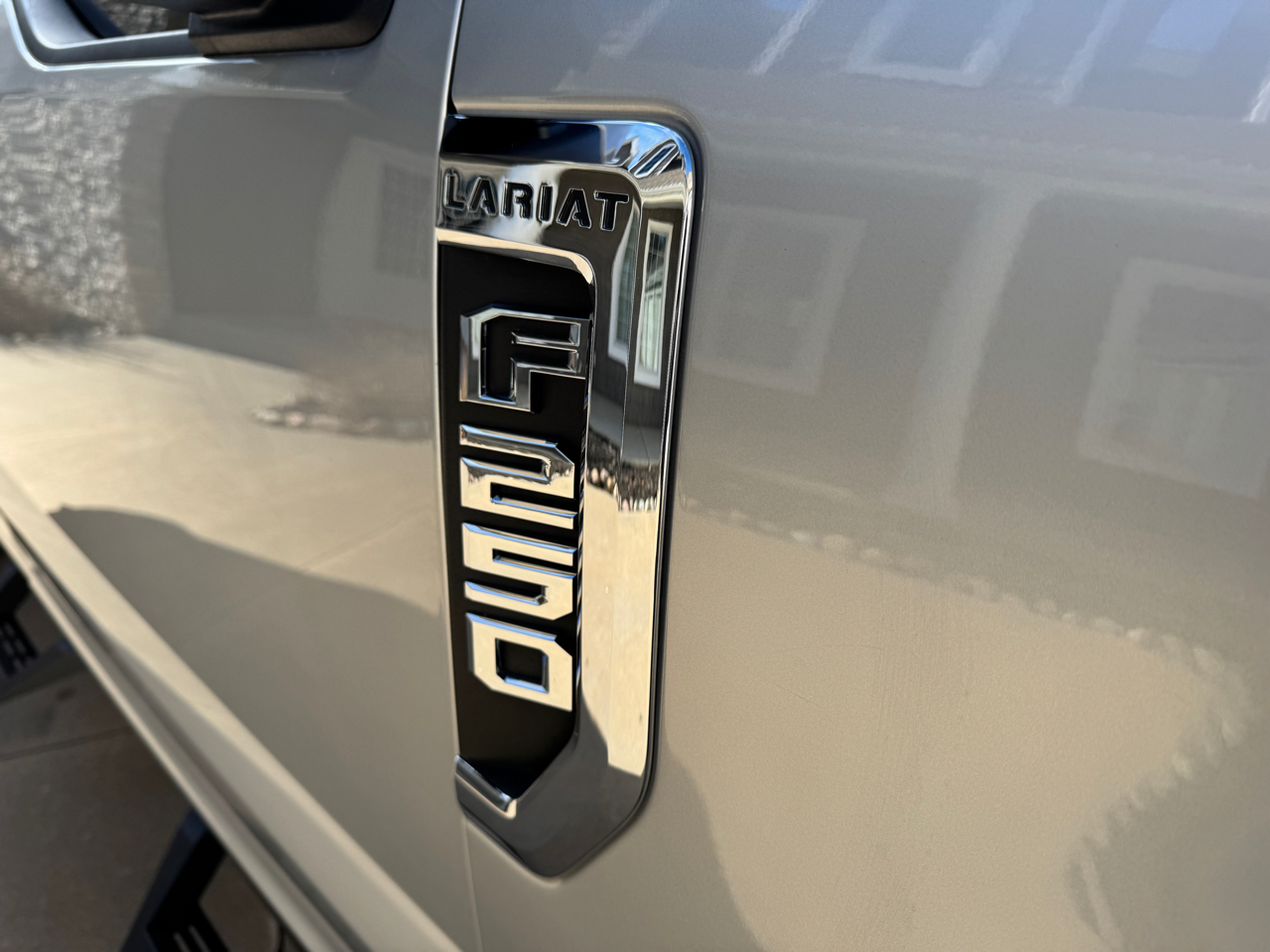 Ford Super Duty F-250 SRW Lariat 4WD Crew Cab 6.75' Box 2018