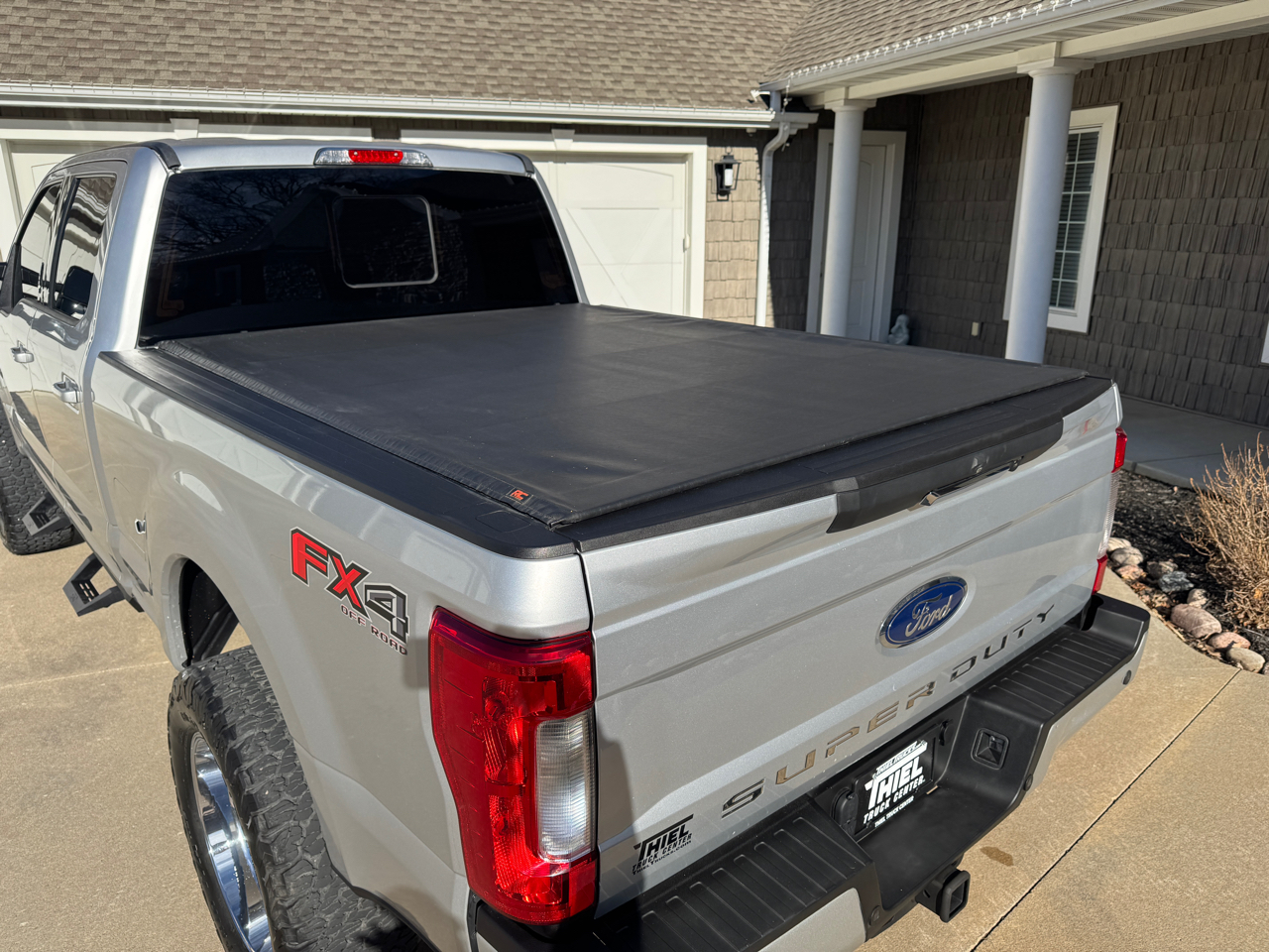 Ford Super Duty F-250 SRW Lariat 4WD Crew Cab 6.75' Box 2018