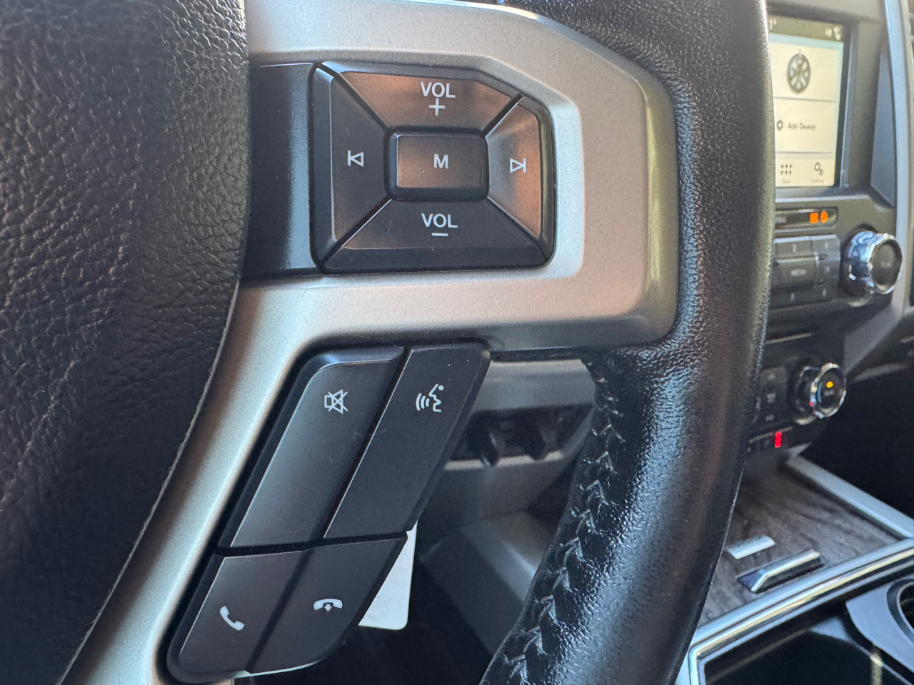 Ford Super Duty F-250 SRW Lariat 4WD Crew Cab 6.75' Box 2018