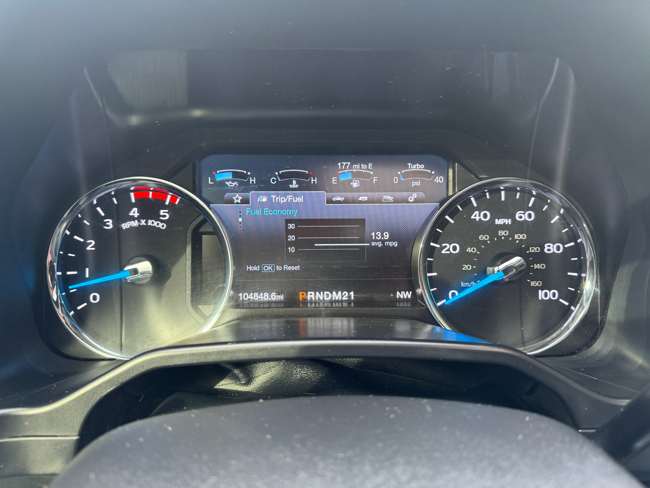 Ford Super Duty F-350 SRW Lariat 4WD Crew Cab 6.75' Box 2017