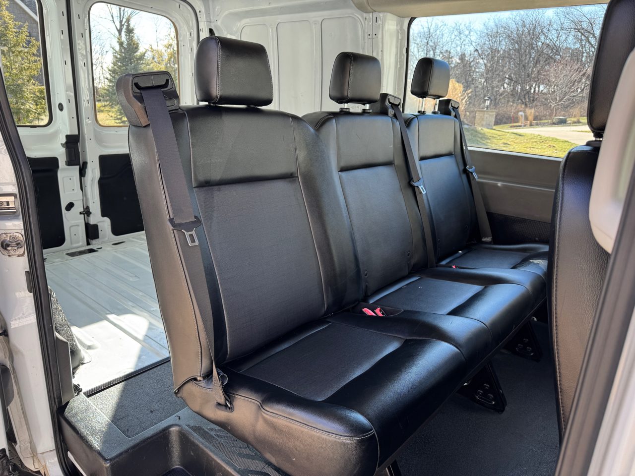 Ford Transit Crew Van T-250 130" Med Rf 9070 GVWR RWD 2020