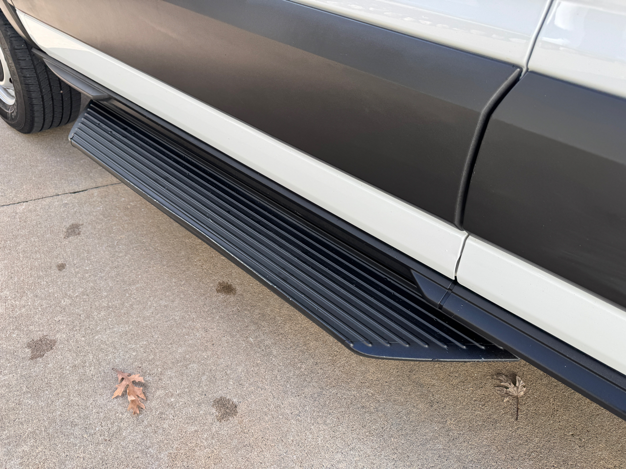 Ford Transit Crew Van T-250 130" Med Rf 9070 GVWR RWD 2020