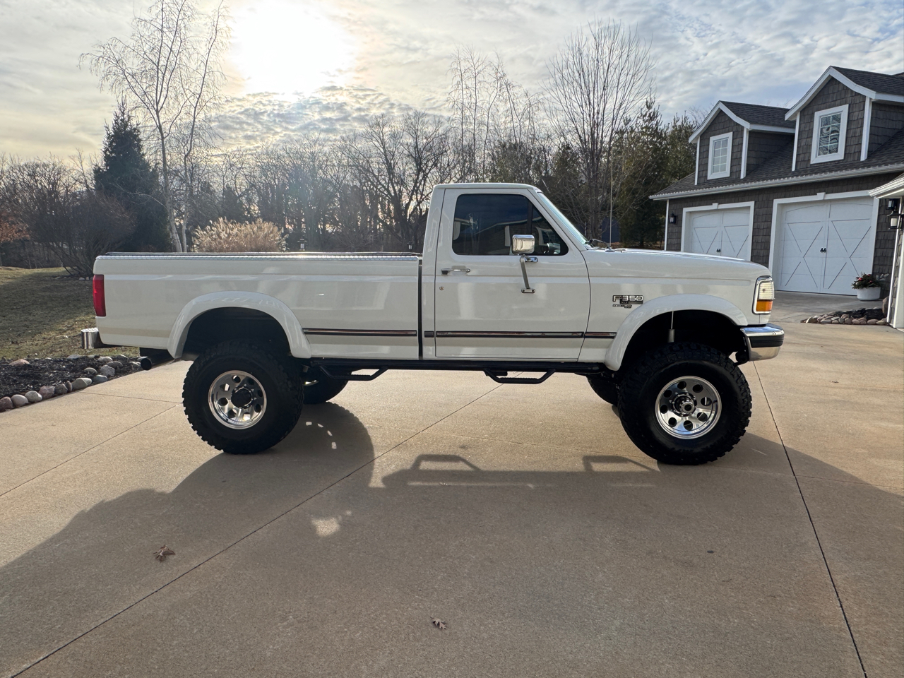 Ford F-350 Reg Cab 133.0" WB 4WD 1996