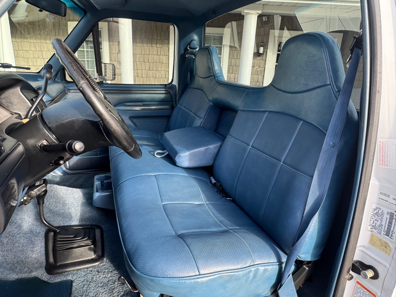 Ford F-350 Reg Cab 133.0" WB 4WD 1996