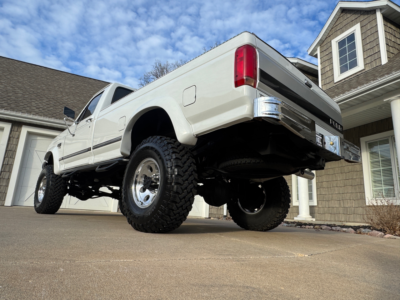 Ford F-350 Reg Cab 133.0" WB 4WD 1996