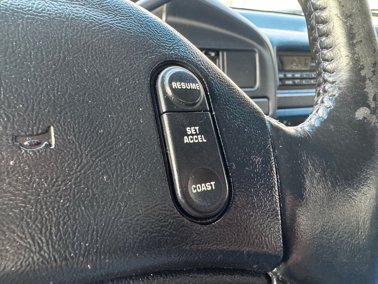 Ford F-350 Reg Cab 133.0" WB 4WD 1996