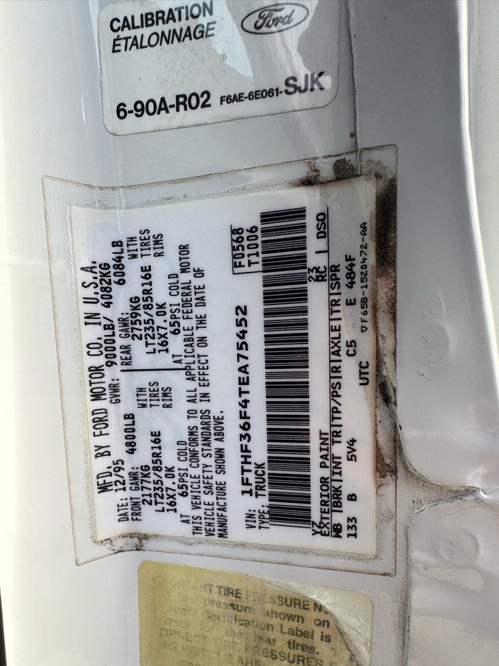 Ford F-350 Reg Cab 133.0" WB 4WD 1996