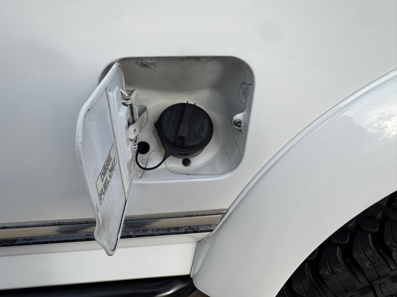 Ford F-350 Reg Cab 133.0" WB 4WD 1996