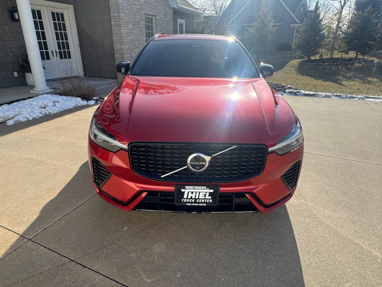 Volvo XC60 B5 AWD Plus Dark Theme 2023