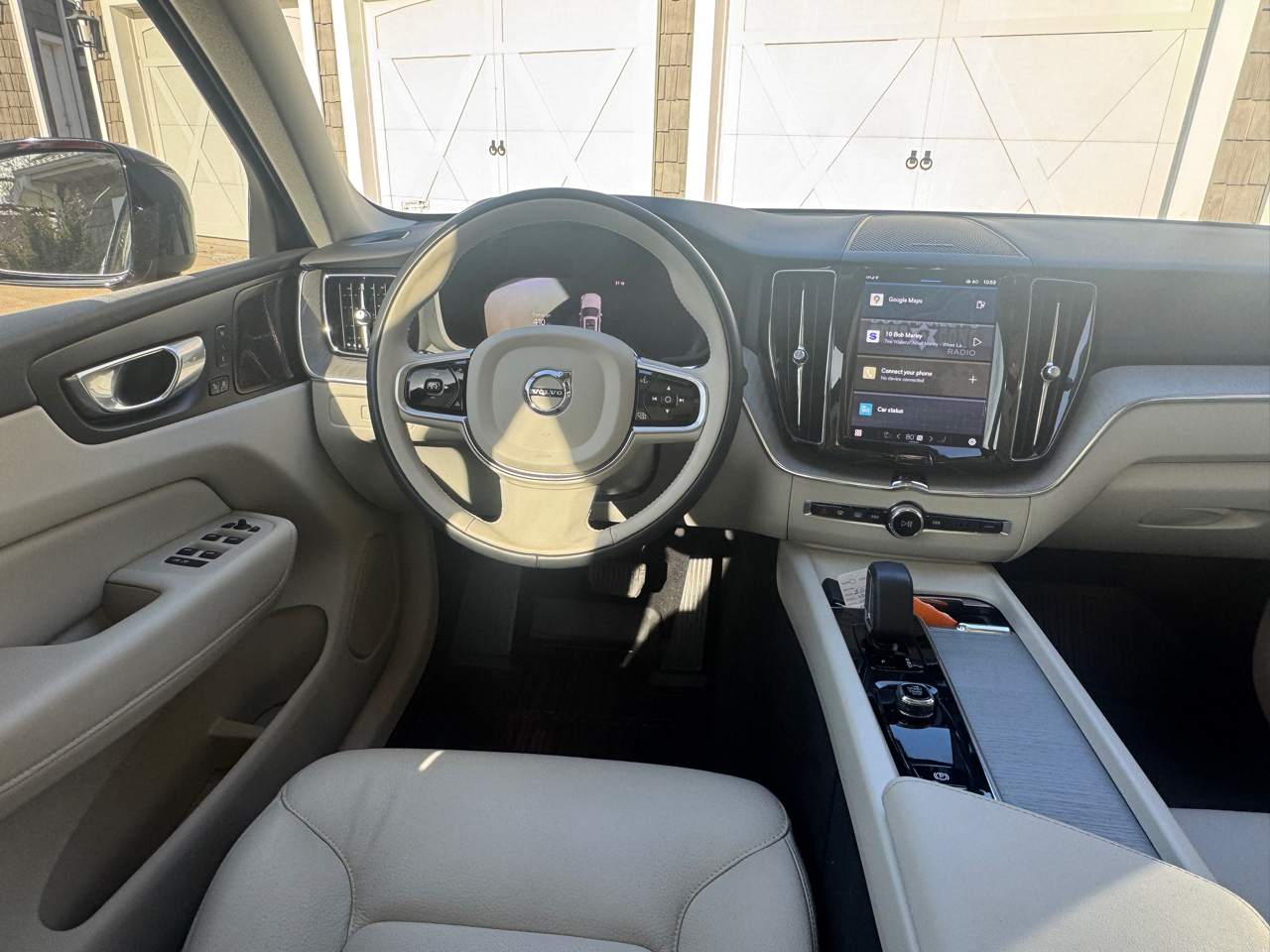 Volvo XC60 B5 AWD Plus Dark Theme 2023