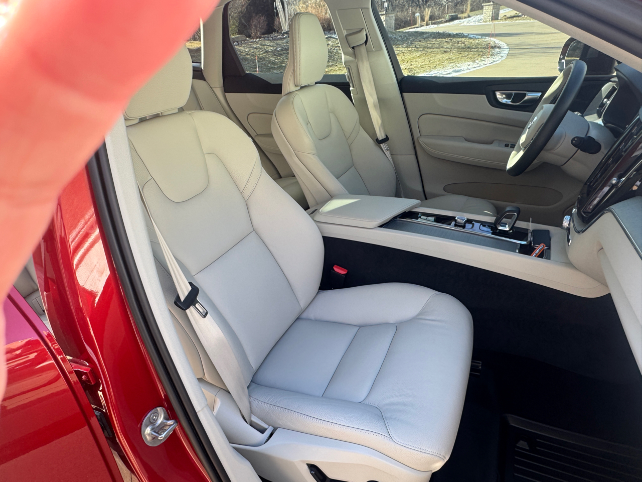 Volvo XC60 B5 AWD Plus Dark Theme 2023