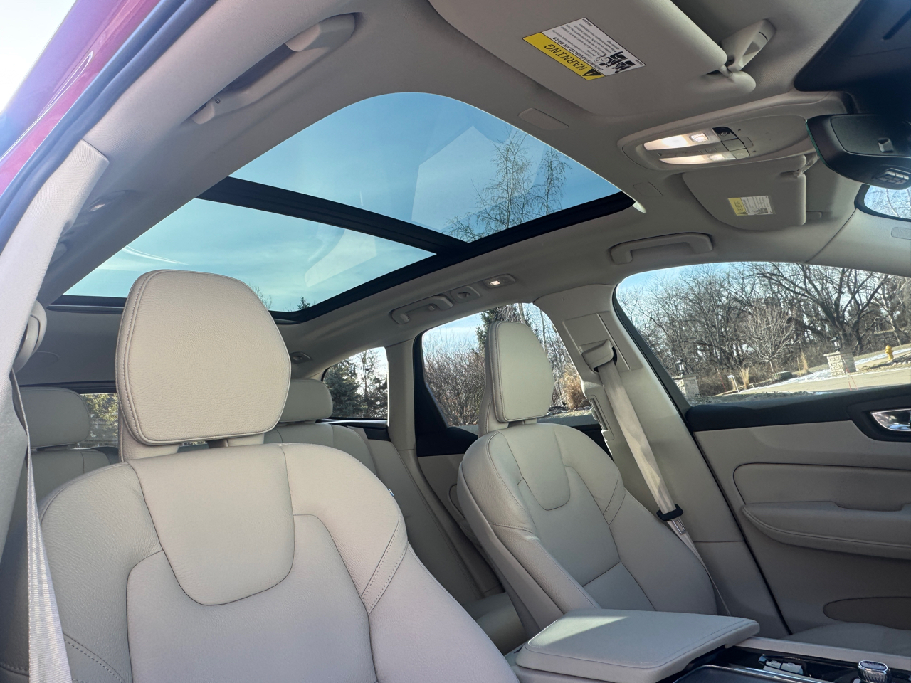 Volvo XC60 B5 AWD Plus Dark Theme 2023